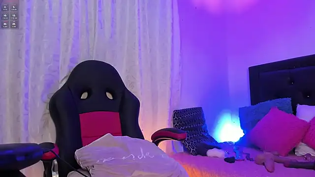 lonely shewolf online show from 03/10/25, 08:12