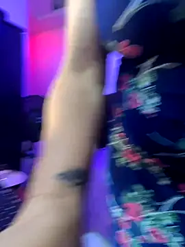 lonely shewolf online show from 10/10/25, 05:45