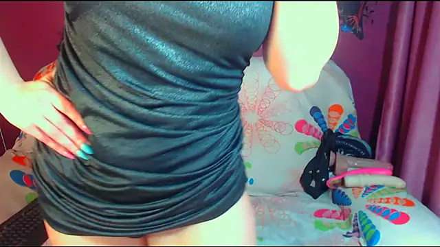 Snapshot of milflovelyxxx chatting on 05/09/26, 10:20 milflovelyxxx online show from 05/09/26, 10:20