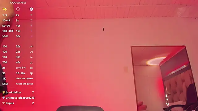 Emmily Savage online show from 02/05/25, 10:19