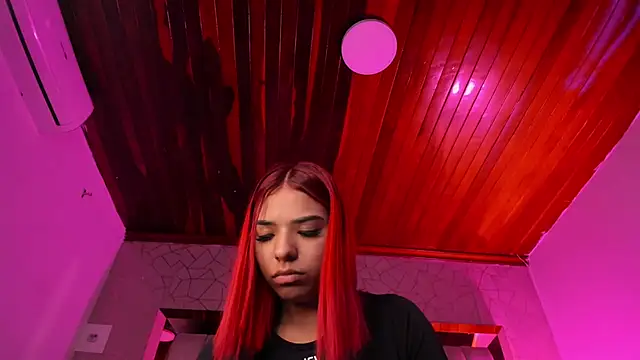 Emmily Savage online show from 11/10/25, 11:42