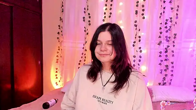 Mey moon online show from 12/07/24, 12:19