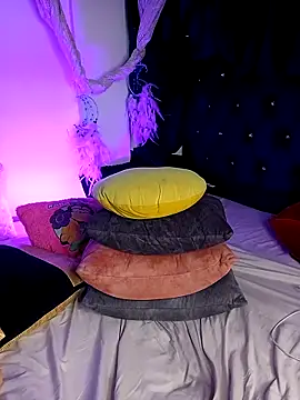 Piafisher1 online show from 03/11/25, 01:45