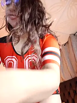 Piafisher1 online show from 10/12/25, 11:26