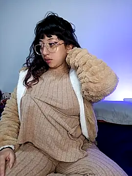 Piafisher1 online show from 11/06/25, 01:17