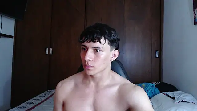 aresholland online show from 02/28/25, 04:43