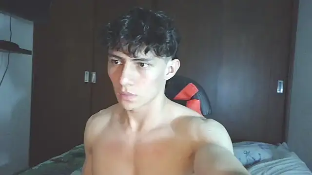 aresholland online show from 09/25/25, 04:38