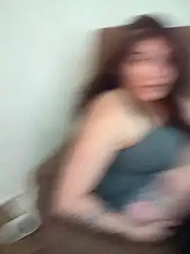 Snapshot of Geeznuts19 chatting on 12/03/25, 11:19 Geeznuts19 online show from 12/03/25, 11:19