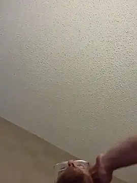 Snapshot of Geeznuts19 chatting on 02/17/26, 03:47 Geeznuts19 online show from 02/17/26, 03:47