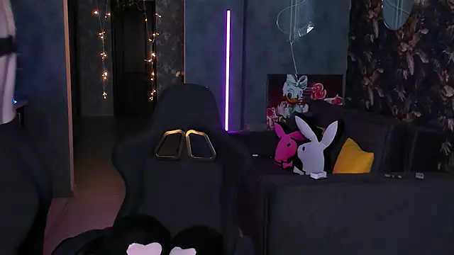 Blckmirrorr online show from 12/20/25, 02:13