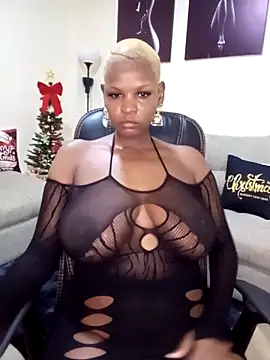 Snapshot of Sexy_panda69 chatting on 12/10/24, 08:27 Sexy panda69 online show from 12/10/24, 08:27