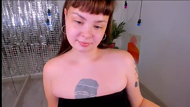 Mayayammy online show from 12/18/25, 05:19