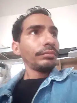 manuel202332 online show from 11/26/25, 05:36