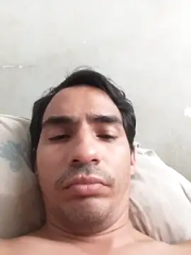manuel202332 online show from 06/02/26, 03:58