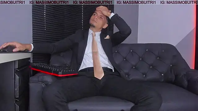 massimo g online show from 12/05/25, 12:36