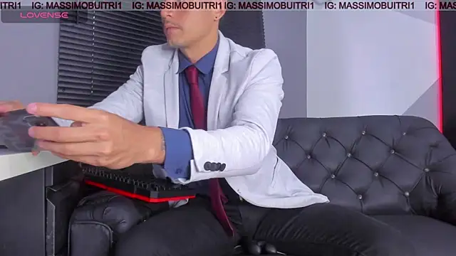 Snapshot of massimo_g chatting on 04/23/26, 11:07 massimo g online show from 04/23/26, 11:07