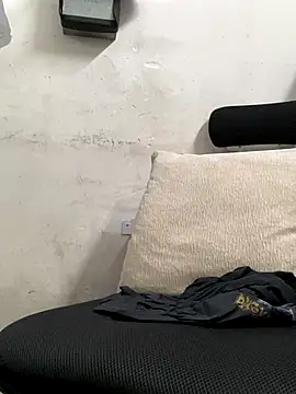 Snapshot of wSilEliaXm chatting on 10/16/25, 01:39 wSilEliaXm online show from 10/16/25, 01:39