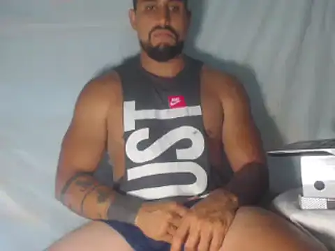 Snapshot of sebasx412 chatting on 03/13/25, 02:38 sebasx412 online show from 03/13/25, 02:38