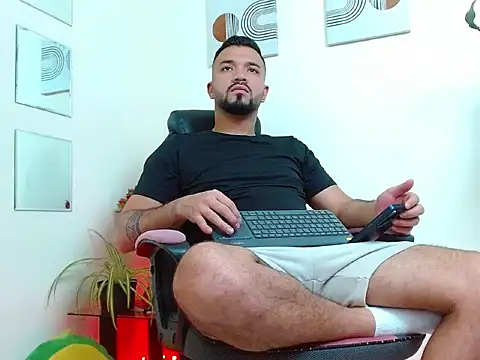 mathew vidal1 online show from 11/09/25, 09:57