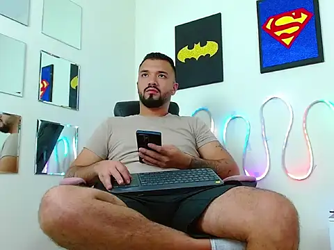 mathew vidal1 online show from 11/26/25, 05:19