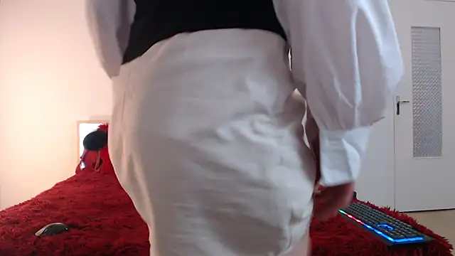 Snapshot of Crystal-dreamt chatting on 01/06/25, 05:49 Crystal-dreamt online show from 01/06/25, 05:49