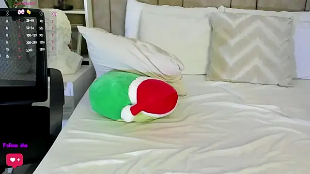 Isabellacharm online show from 02/16/25, 04:42