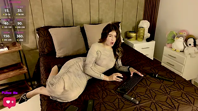 Isabellacharm online show from 06/30/26, 04:19