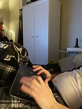 Helly069 online show from 12/27/24, 07:18