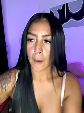 meganjames1 online show from 10/31/25, 12:11