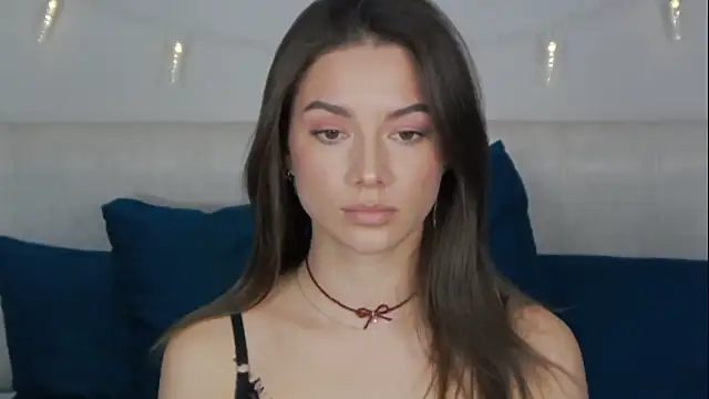 sinthiaroze online show from 12/10/24, 05:11