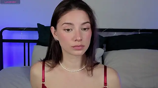 sinthiaroze online show from 09/14/25, 05:56