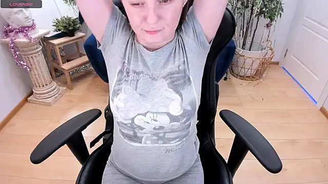 JannaVerdi  online show from 01/06/25, 10:13