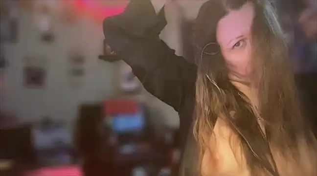 spunlikecottoncandy online show from 02/18/25, 04:48