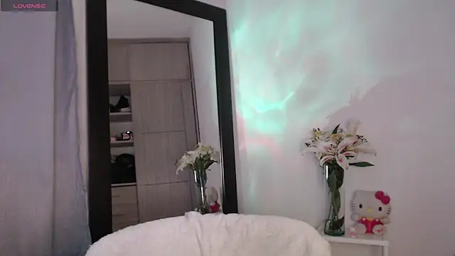 cristal sexybody online show from 02/18/25, 04:26