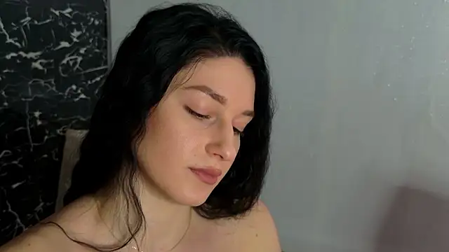 moniqque online show from 01/09/25, 08:34
