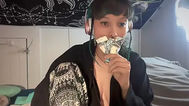 Snapshot of FRRANNKIE chatting on 01/23/25, 06:17 FRRANNKIE online show from 01/23/25, 06:17