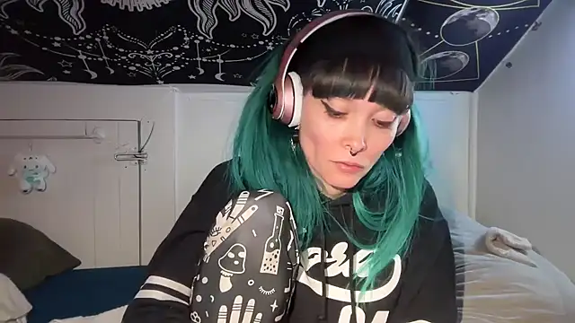 Snapshot of FRRANNKIE chatting on 01/31/25, 04:48 FRRANNKIE online show from 01/31/25, 04:48