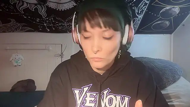 Snapshot of FRRANNKIE chatting on 02/03/25, 03:06 FRRANNKIE online show from 02/03/25, 03:06