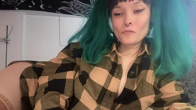 Snapshot of FRRANNKIE chatting on 02/18/25, 11:11 FRRANNKIE online show from 02/18/25, 11:11