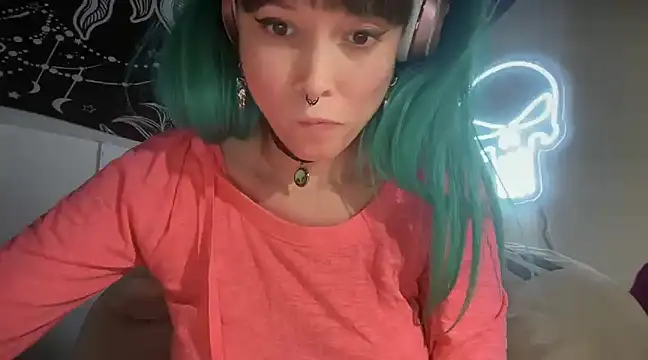 Snapshot of FRRANNKIE chatting on 03/09/25, 05:11 FRRANNKIE online show from 03/09/25, 05:11