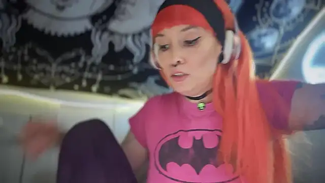 Snapshot of FRRANNKIE chatting on 09/17/25, 03:19 FRRANNKIE online show from 09/17/25, 03:19