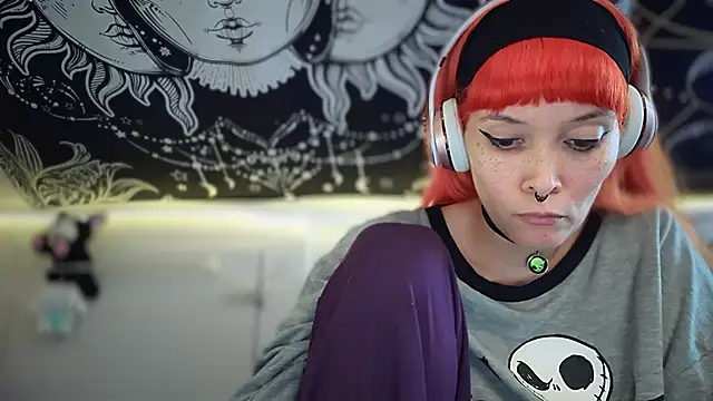 Snapshot of FRRANNKIE chatting on 09/21/25, 09:00 FRRANNKIE online show from 09/21/25, 09:00