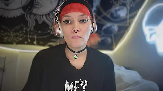 Snapshot of FRRANNKIE chatting on 09/22/25, 11:23 FRRANNKIE online show from 09/22/25, 11:23