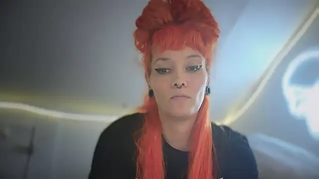 Snapshot of FRRANNKIE chatting on 10/11/25, 03:28 FRRANNKIE online show from 10/11/25, 03:28