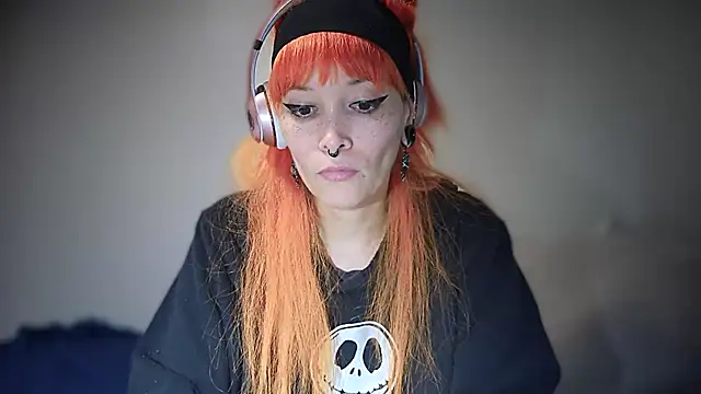 Snapshot of FRRANNKIE chatting on 10/29/25, 08:10 FRRANNKIE online show from 10/29/25, 08:10