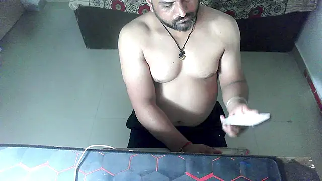 Snapshot of rentarob chatting on 03/10/26, 04:12 rentarob online show from 03/10/26, 04:12