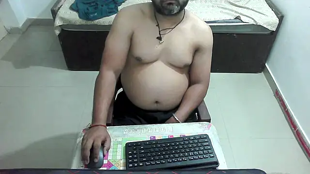 Snapshot of rentarob chatting on 03/16/26, 04:33 rentarob online show from 03/16/26, 04:33