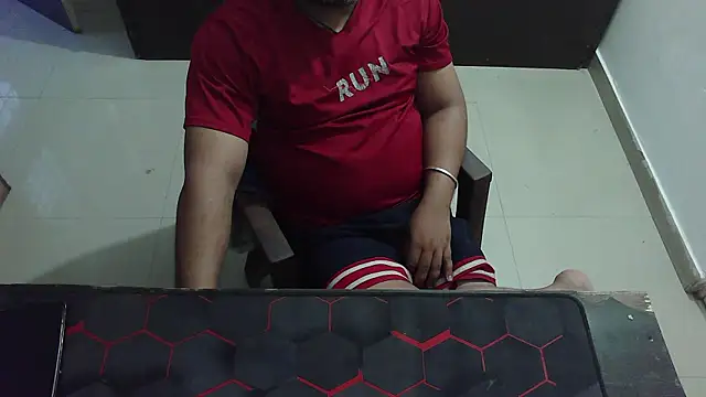 Snapshot of rentarob chatting on 04/20/26, 01:25 rentarob online show from 04/20/26, 01:25