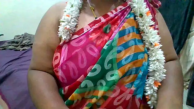 Snapshot of archanatelugu9 chatting on 01/25/25, 09:57 archanatelugu9 online show from 01/25/25, 09:57