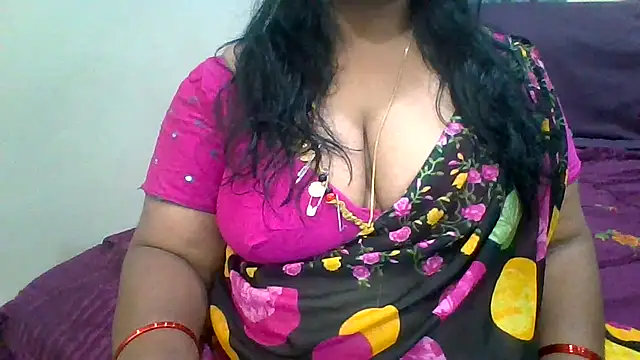 Snapshot of archanatelugu9 chatting on 03/08/25, 01:17 archanatelugu9 online show from 03/08/25, 01:17